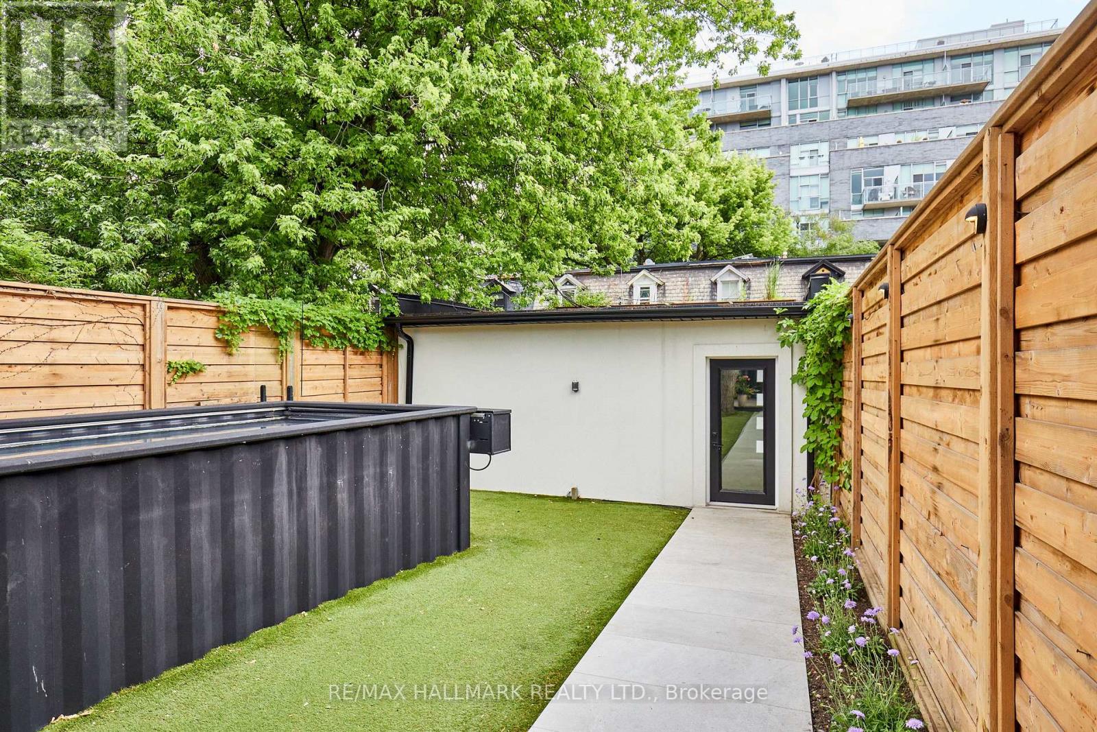 49 Sumach Street, Toronto, Ontario  M5A 3J6 - Photo 49 - C13445438