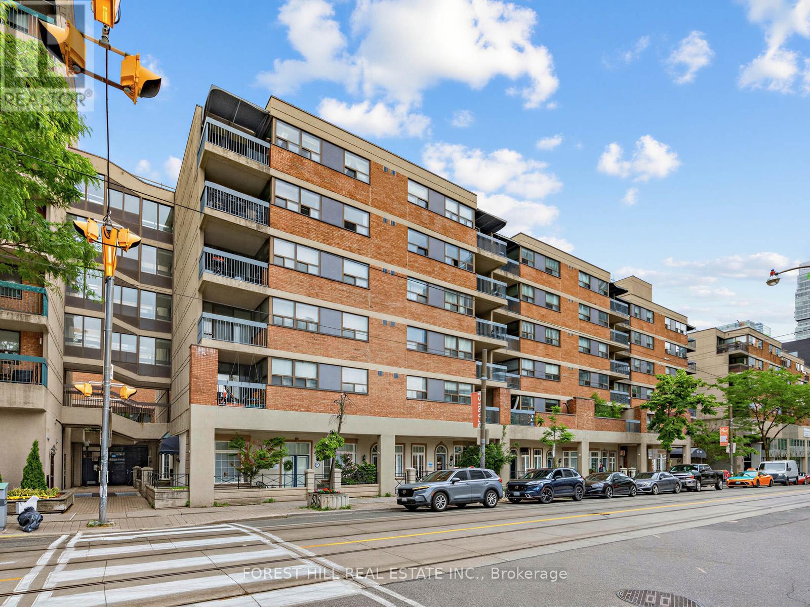 446 - 53 MCCAUL STREET, Toronto, Ontario