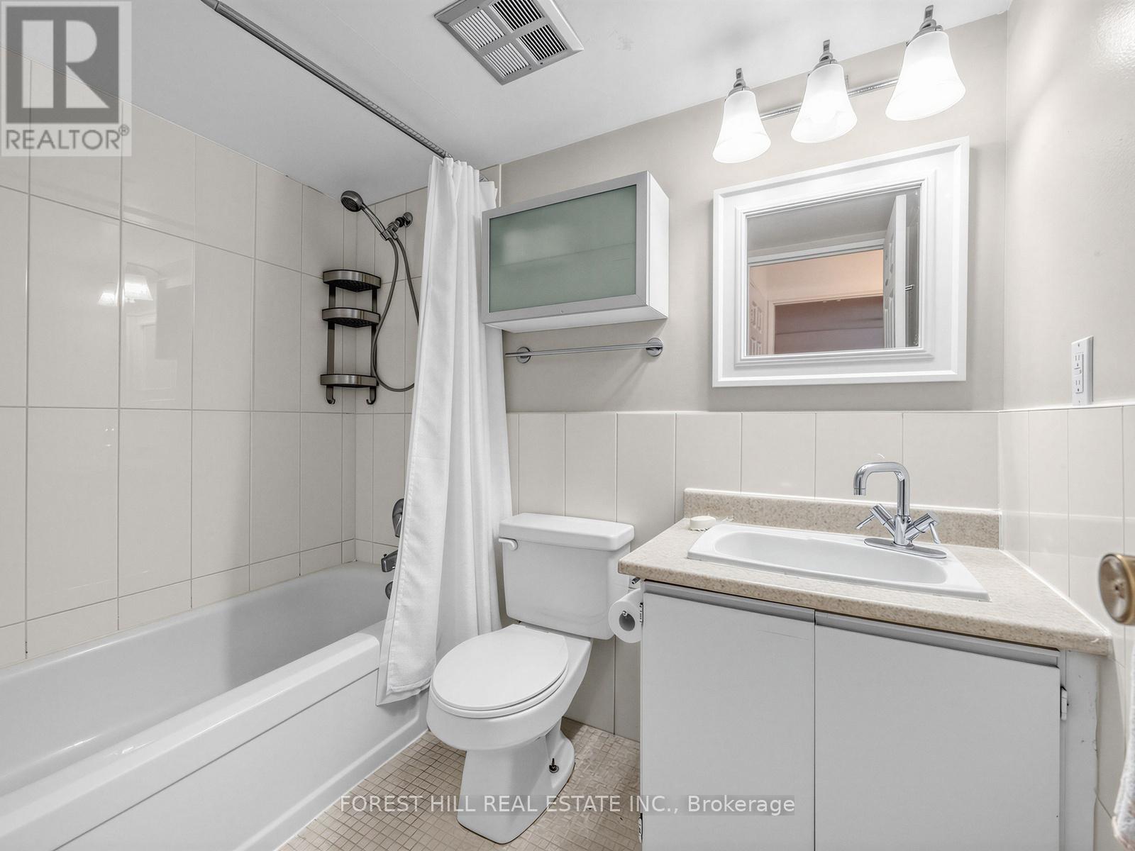 446 - 53 Mccaul Street, Toronto, Ontario M5T 2W9 - Photo 21 - C13445600