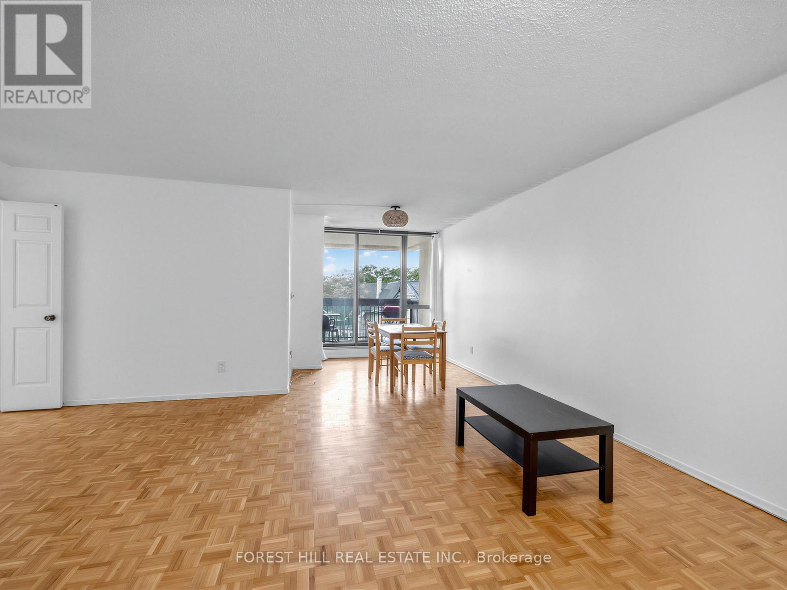 446 - 53 Mccaul Street, Toronto, Ontario M5T 2W9 - Photo 6 - C13445600