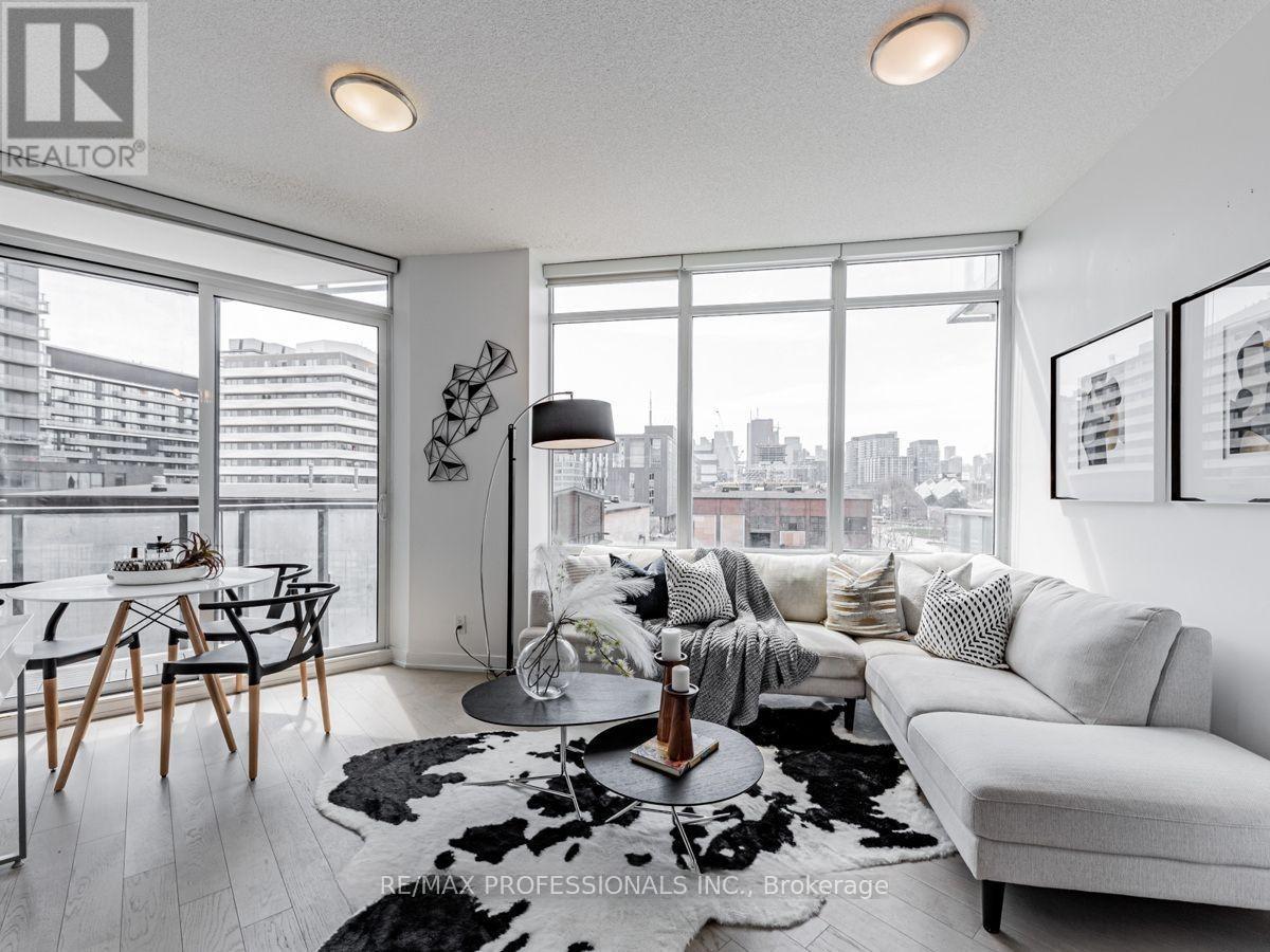 N303 - 120 Bayview Avenue, Toronto, Ontario  M5A 0G4 - Photo 13 - C13445626