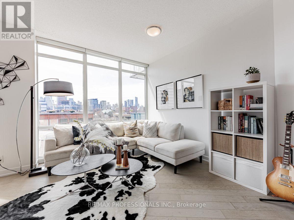 N303 - 120 Bayview Avenue, Toronto, Ontario  M5A 0G4 - Photo 14 - C13445626