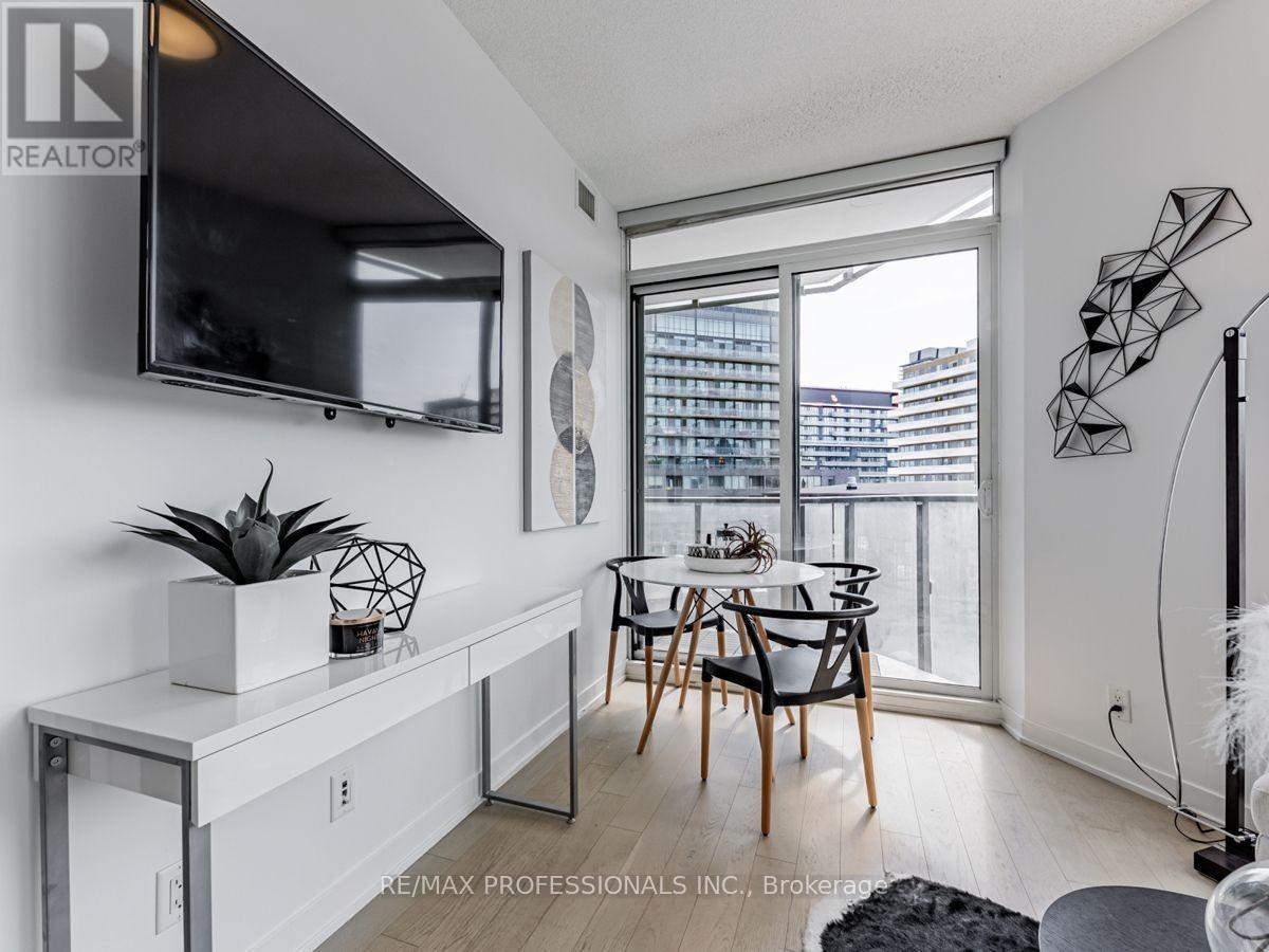 N303 - 120 Bayview Avenue, Toronto, Ontario  M5A 0G4 - Photo 18 - C13445626