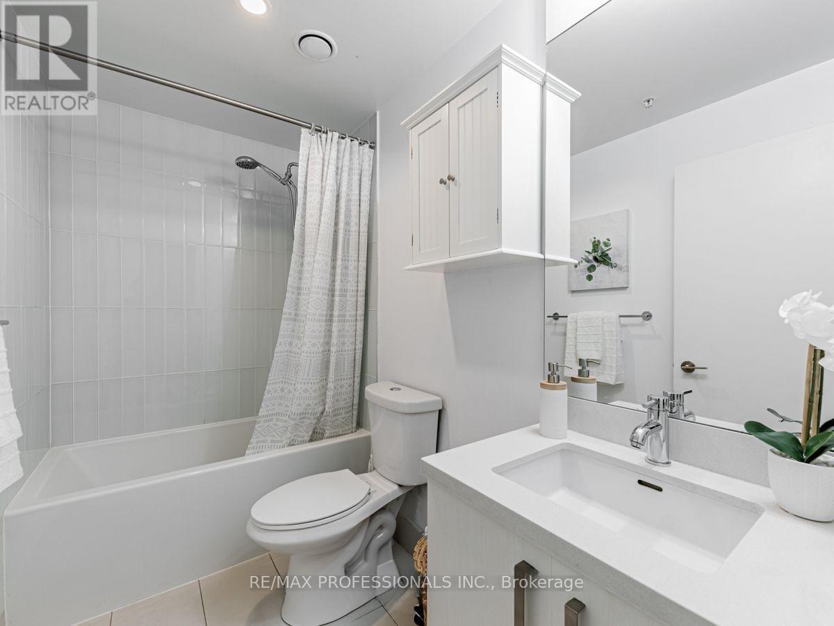 N303 - 120 Bayview Avenue, Toronto, Ontario  M5A 0G4 - Photo 19 - C13445626