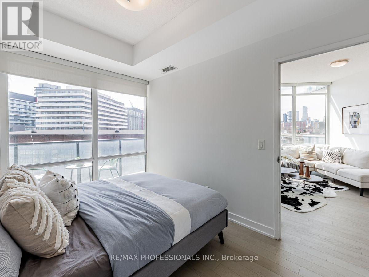 N303 - 120 Bayview Avenue, Toronto, Ontario  M5A 0G4 - Photo 21 - C13445626