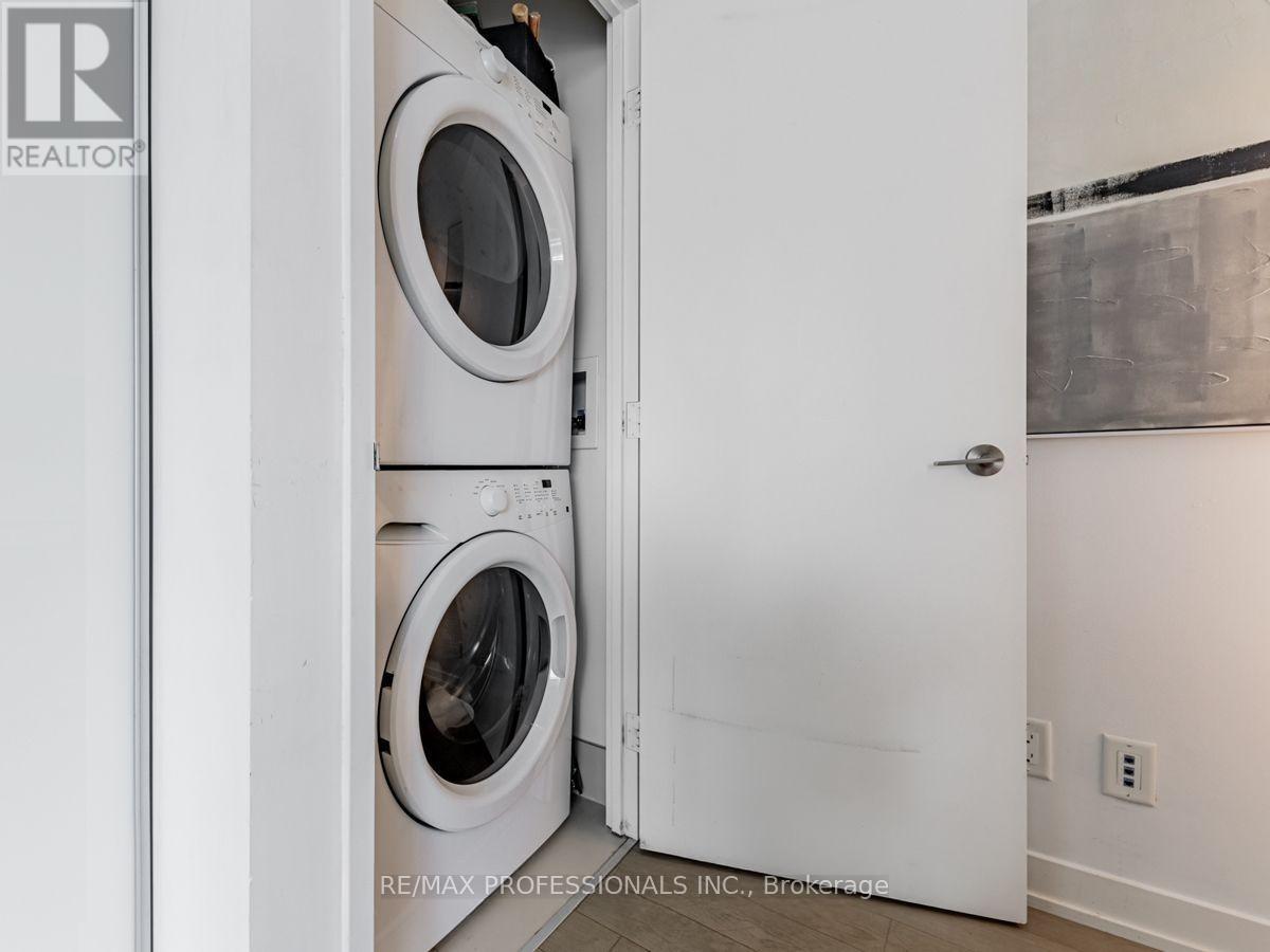 N303 - 120 Bayview Avenue, Toronto, Ontario  M5A 0G4 - Photo 23 - C13445626
