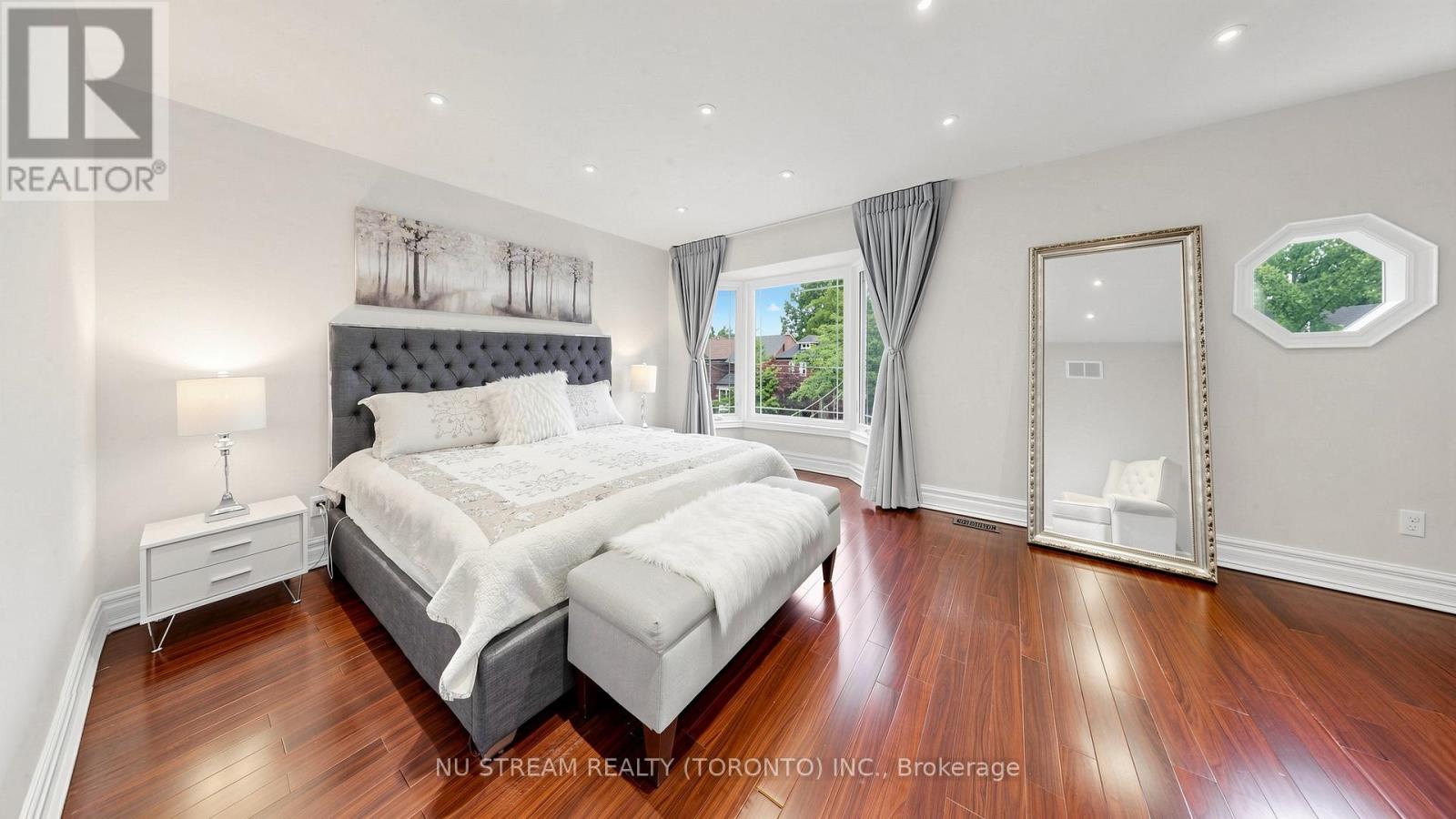 31 Bowood Avenue, Toronto, Ontario  M4N 1Y3 - Photo 13 - C13445640