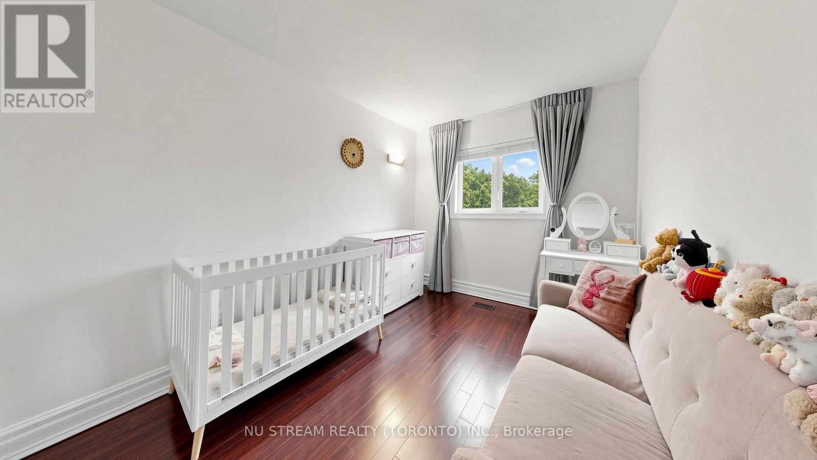 31 Bowood Avenue, Toronto, Ontario  M4N 1Y3 - Photo 15 - C13445640