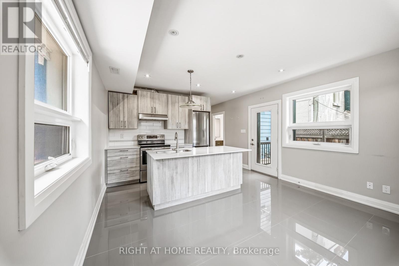1 - 31 ALMA AVENUE, Toronto, Ontario