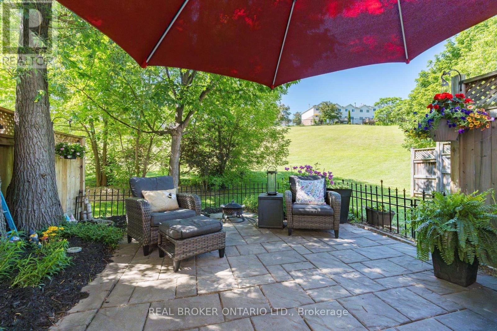 42 - 42 Palomino Trail, Halton Hills, Ontario L7G 6E9 - Photo 19 - W13105818