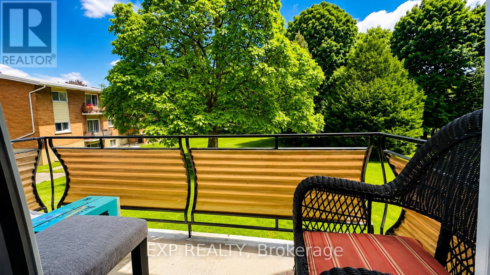 2 - 428 Barrie Place, Waterloo, Ontario  N2L 3Z7 - Photo 18 - X13442902