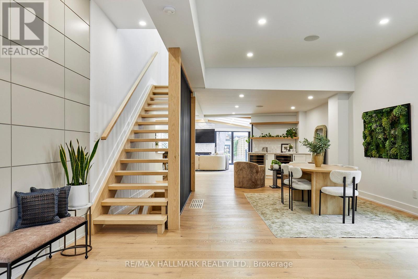 49 Sumach Street, Toronto, Ontario  M5A 3J6 - Photo 3 - C13445438