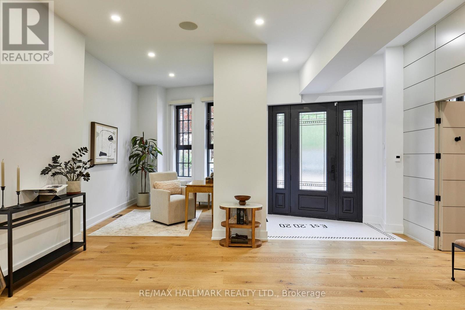 49 Sumach Street, Toronto, Ontario  M5A 3J6 - Photo 4 - C13445438