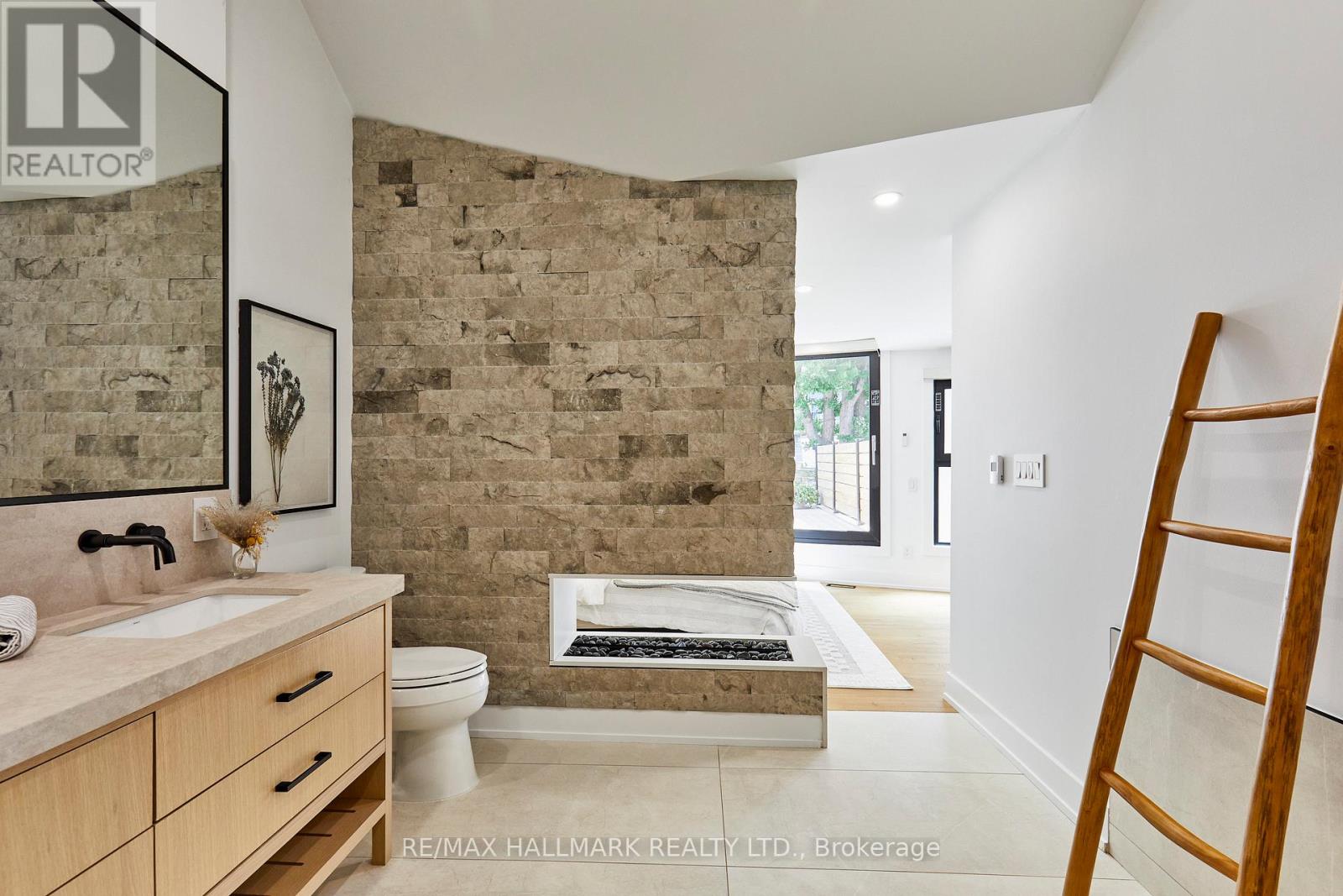 49 Sumach Street, Toronto, Ontario  M5A 3J6 - Photo 31 - C13445438