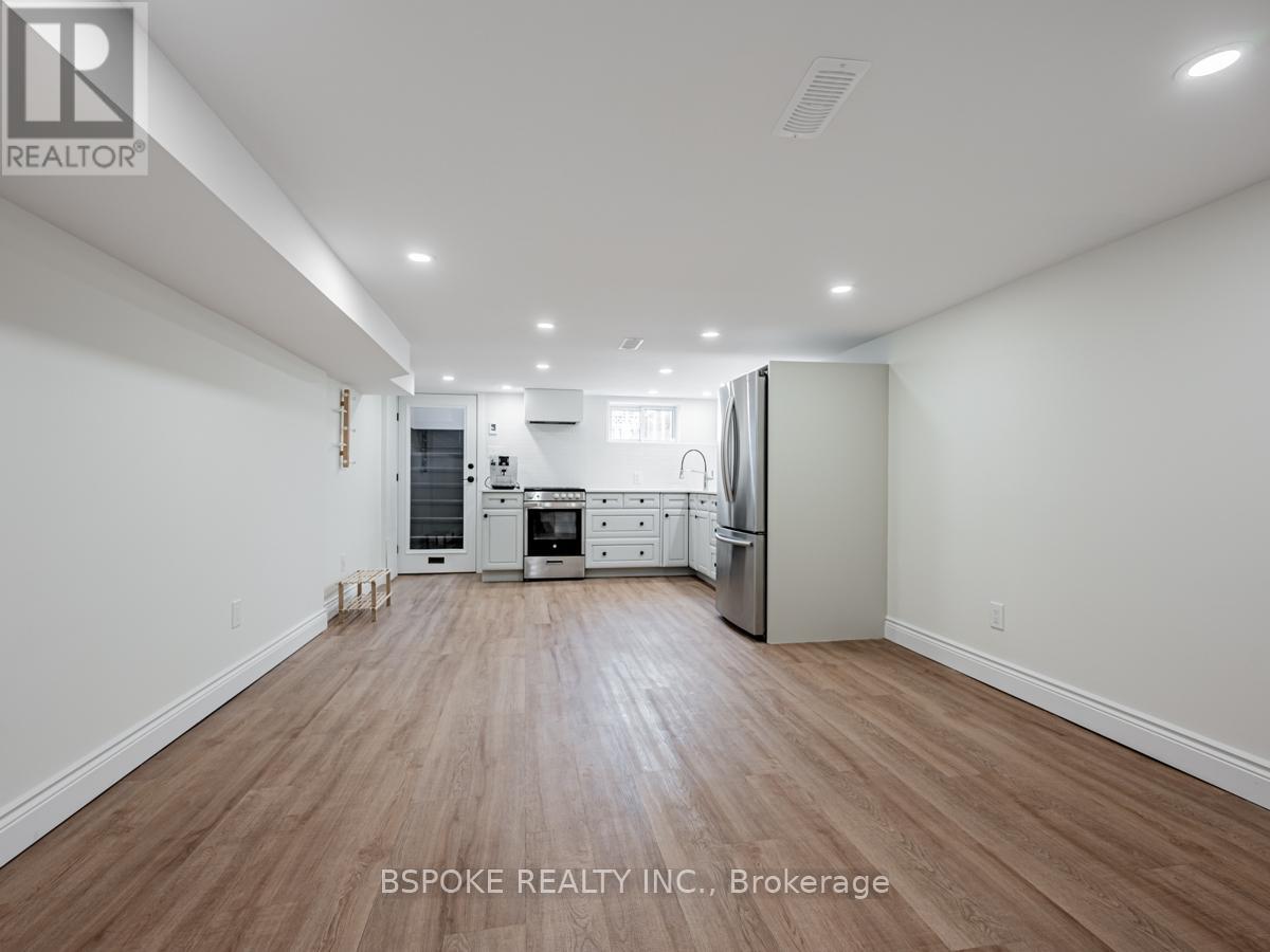 Bsmt - 4 Hartford Avenue, Toronto, Ontario  M4L 1N9 - Photo 13 - E13445354