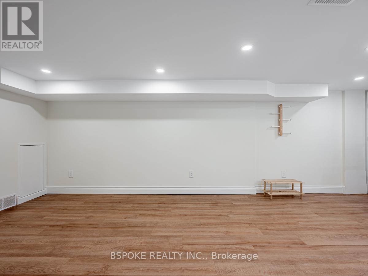 Bsmt - 4 Hartford Avenue, Toronto, Ontario  M4L 1N9 - Photo 15 - E13445354