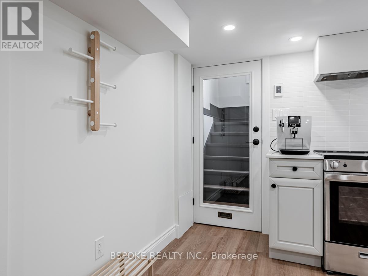Bsmt - 4 Hartford Avenue, Toronto, Ontario  M4L 1N9 - Photo 2 - E13445354