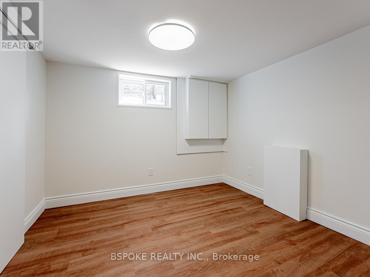 Bsmt - 4 Hartford Avenue, Toronto, Ontario  M4L 1N9 - Photo 23 - E13445354