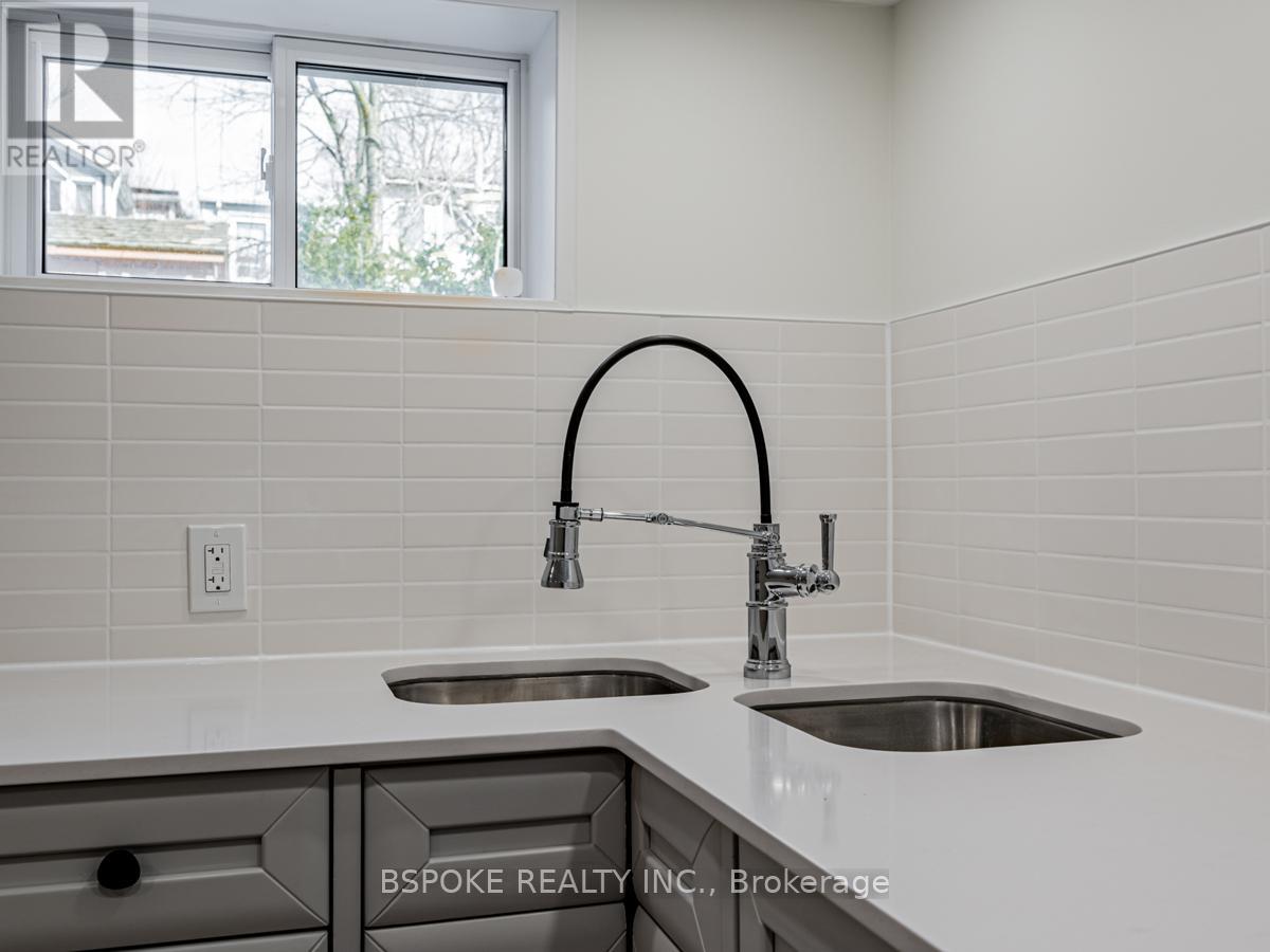 Bsmt - 4 Hartford Avenue, Toronto, Ontario  M4L 1N9 - Photo 9 - E13445354