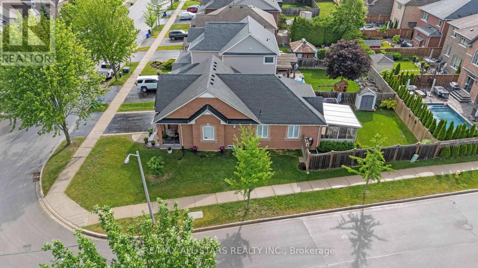76 Chimney Hill Way, Scugog, Ontario  L9L 2E1 - Photo 4 - E13445566
