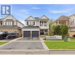 390 WHITBY SHORES GREENWAY, Whitby, Ontario