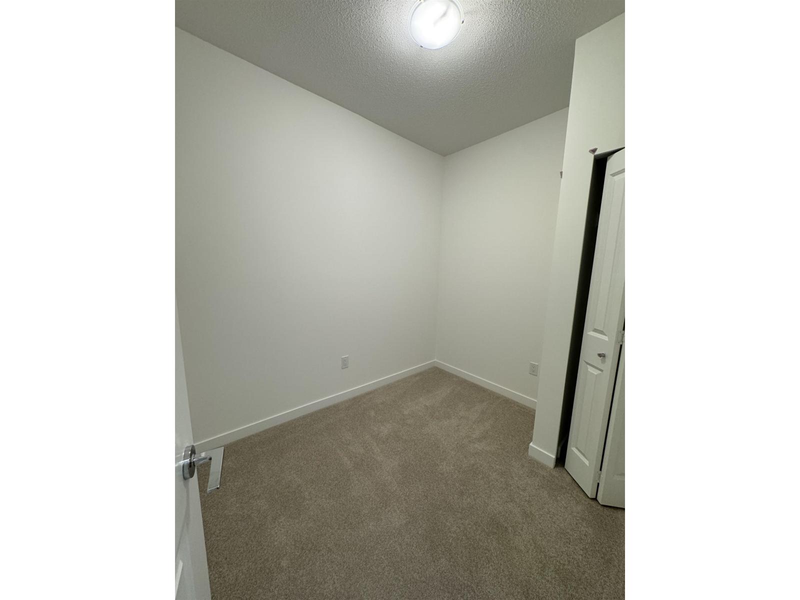 216 15735 85 Avenue, Surrey, British Columbia  V4N 6Z2 - Photo 6 - R3135800