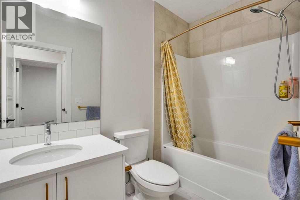 101 Wolf Hollow Terrace SE, Calgary, Alberta  T2X 6C5 - Photo 38 - A2320612