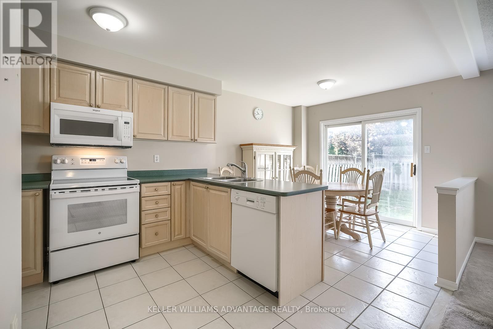 312 Castlemore Avenue, Markham, Ontario  L6C 2R5 - Photo 16 - N13445514