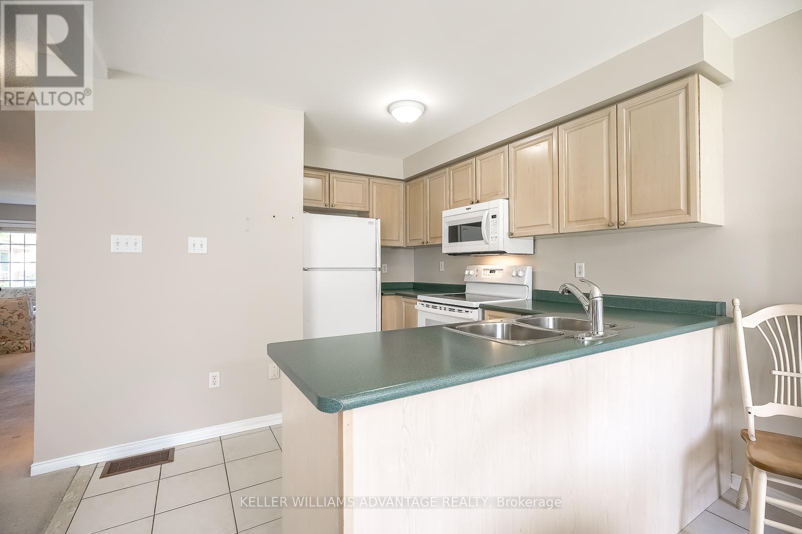 312 Castlemore Avenue, Markham, Ontario  L6C 2R5 - Photo 18 - N13445514