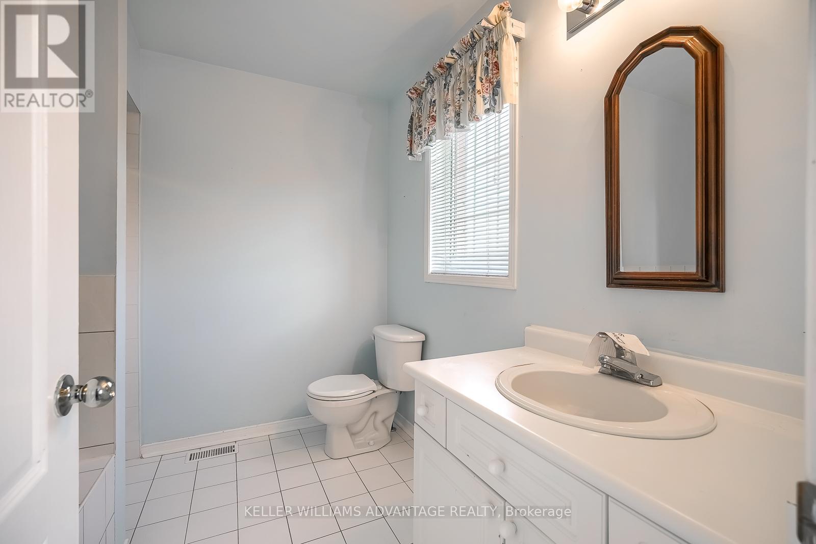312 Castlemore Avenue, Markham, Ontario  L6C 2R5 - Photo 28 - N13445514