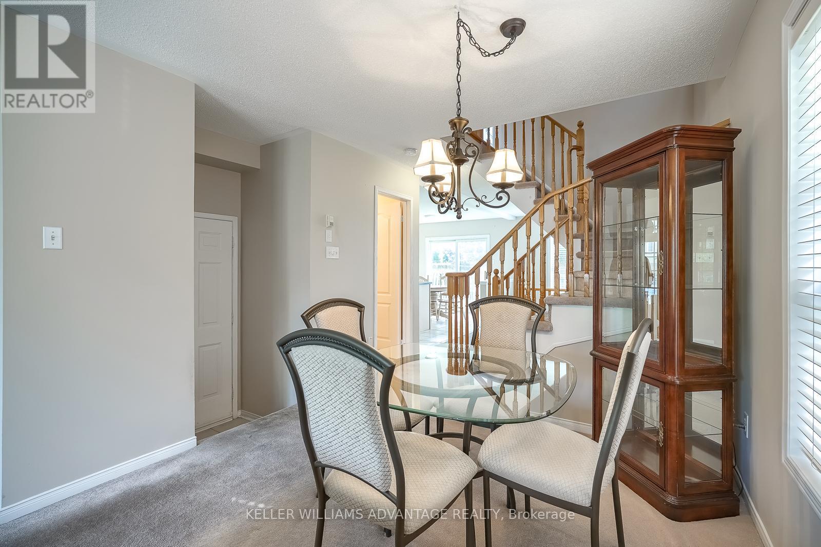 312 Castlemore Avenue, Markham, Ontario  L6C 2R5 - Photo 8 - N13445514