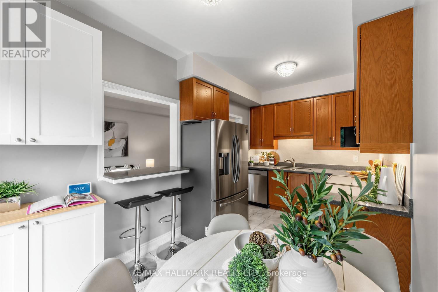4 Debonair Street, Richmond Hill, Ontario  L4C 0R2 - Photo 14 - N13445678