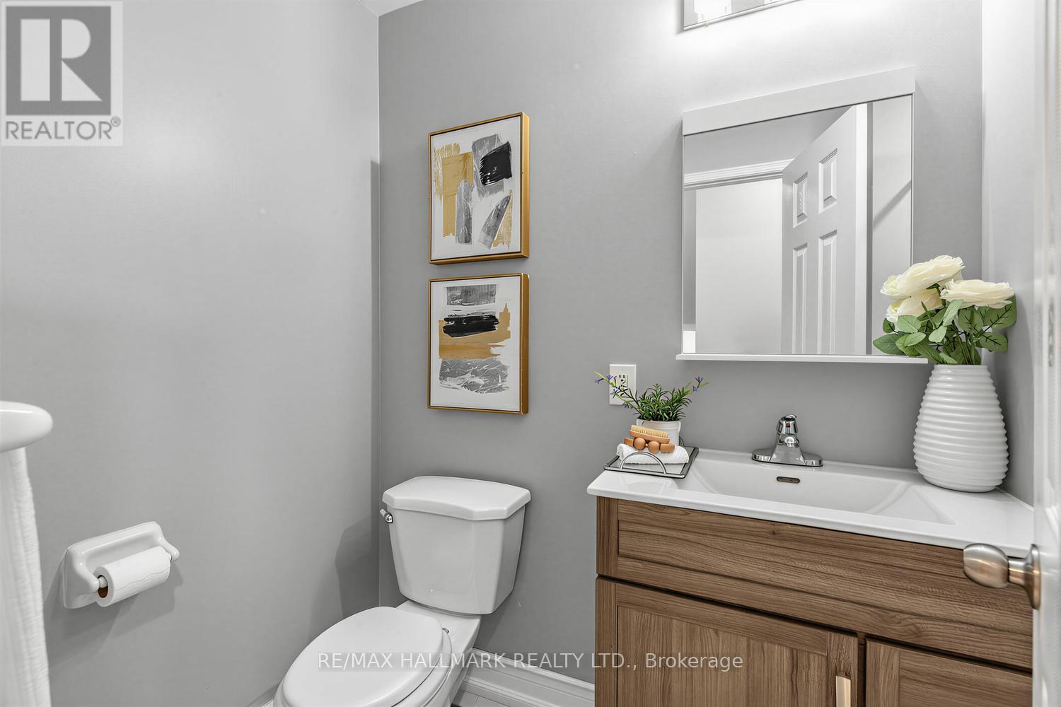 4 Debonair Street, Richmond Hill, Ontario  L4C 0R2 - Photo 15 - N13445678