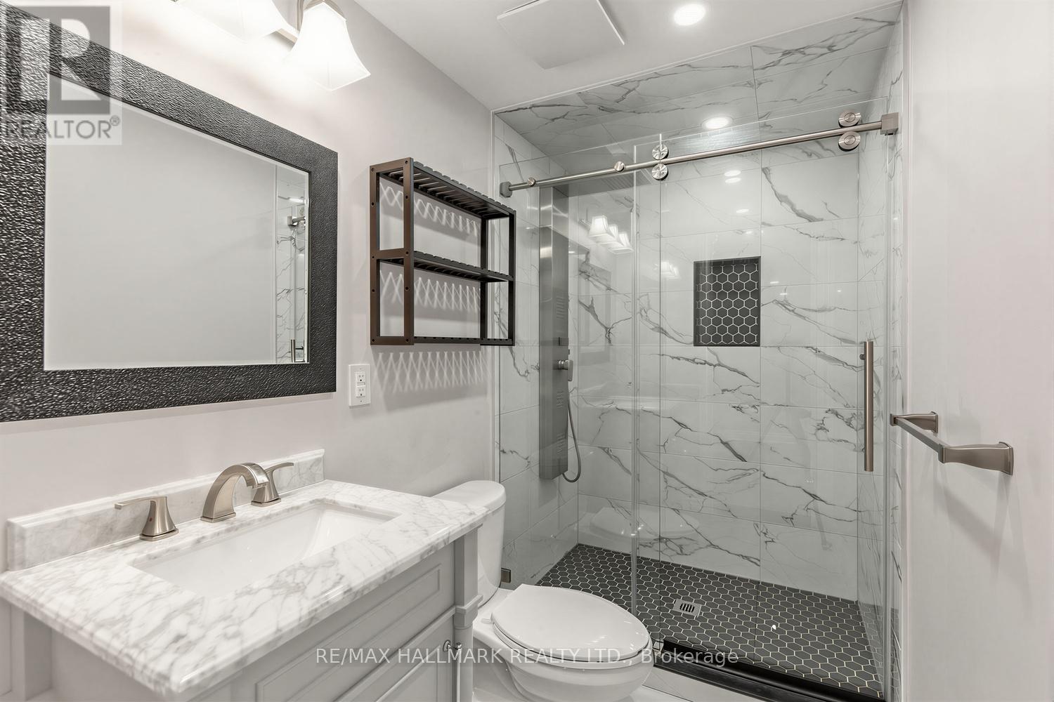 4 Debonair Street, Richmond Hill, Ontario  L4C 0R2 - Photo 30 - N13445678