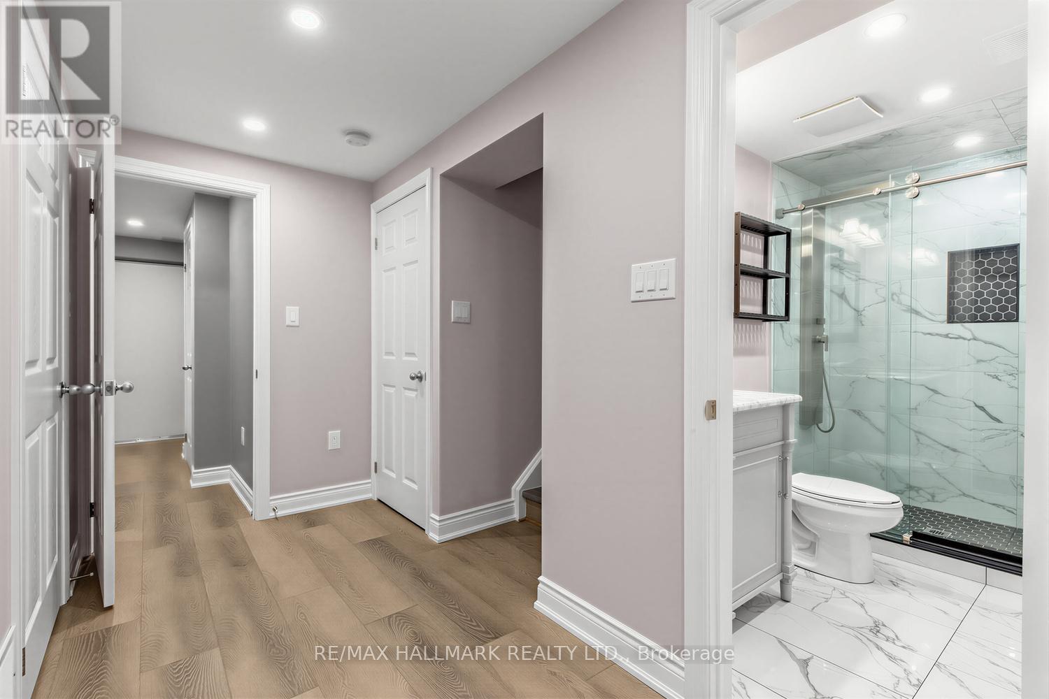 4 Debonair Street, Richmond Hill, Ontario  L4C 0R2 - Photo 31 - N13445678