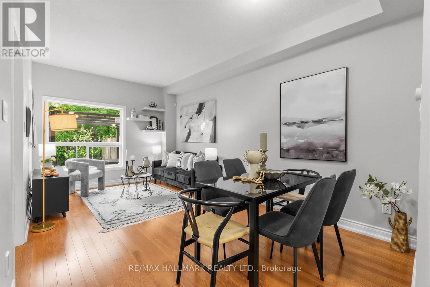 4 Debonair Street, Richmond Hill, Ontario  L4C 0R2 - Photo 4 - N13445678