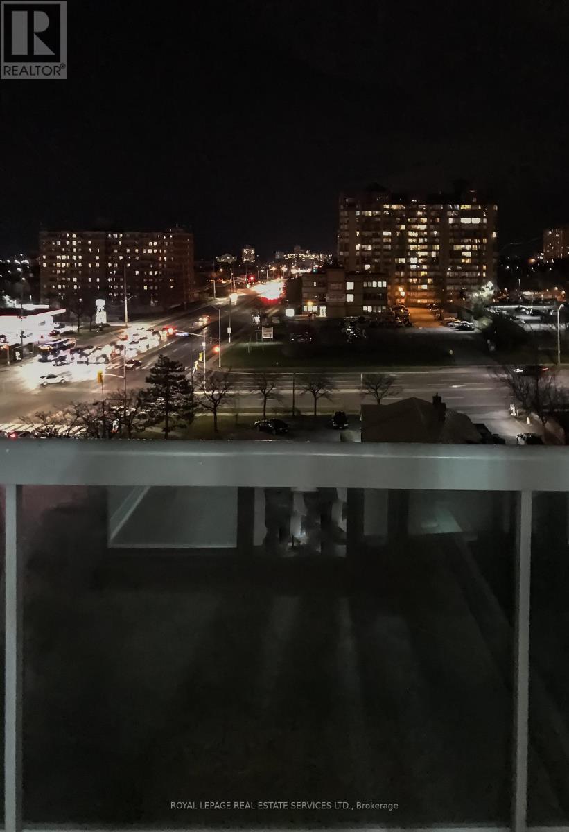 803 - 3504 Hurontario Street, Mississauga, Ontario  L5B 0B9 - Photo 5 - W13214138