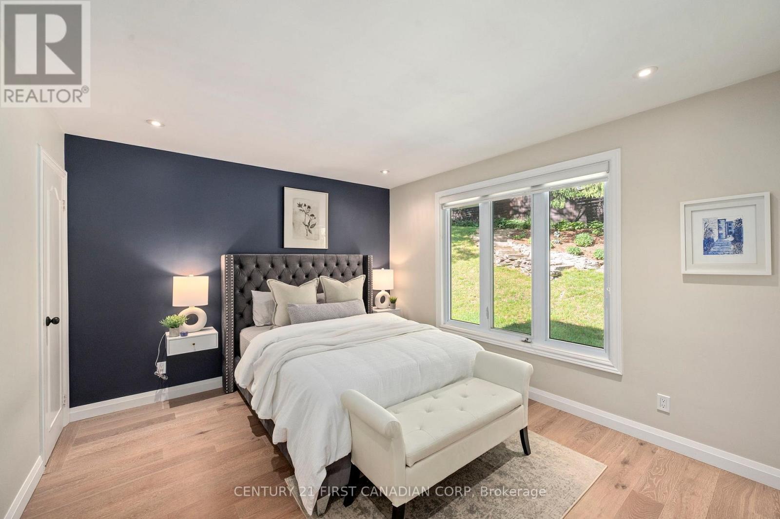 43 Compton Crescent, London South, Ontario  N6C 4E9 - Photo 17 - X13445816