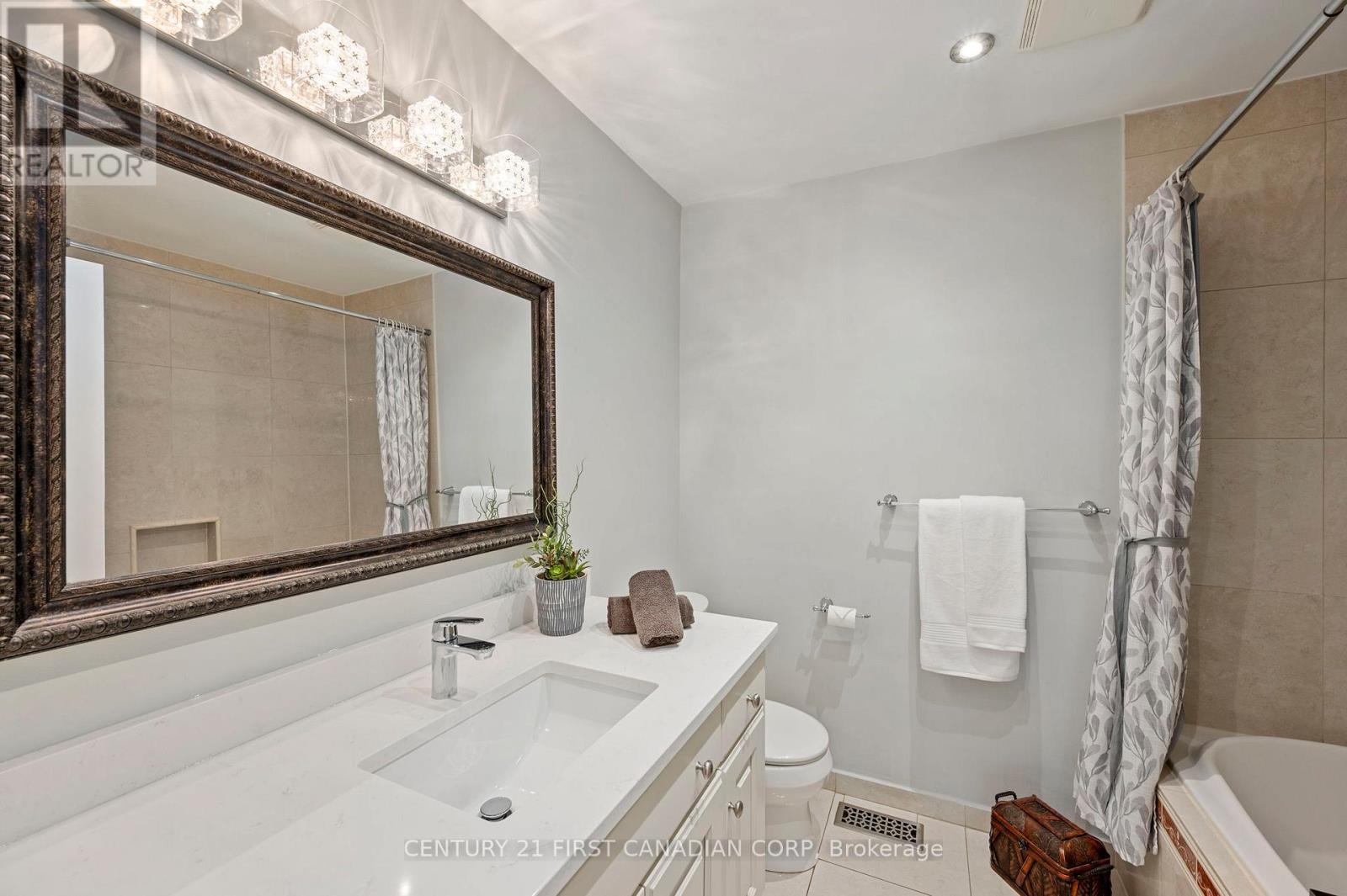 43 Compton Crescent, London South, Ontario  N6C 4E9 - Photo 23 - X13445816