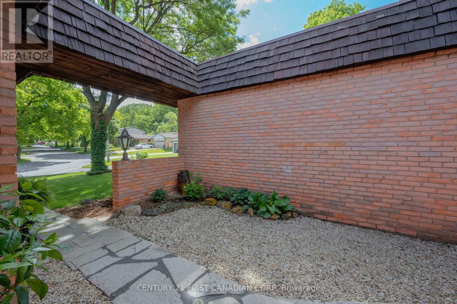 43 Compton Crescent, London South, Ontario  N6C 4E9 - Photo 43 - X13445816
