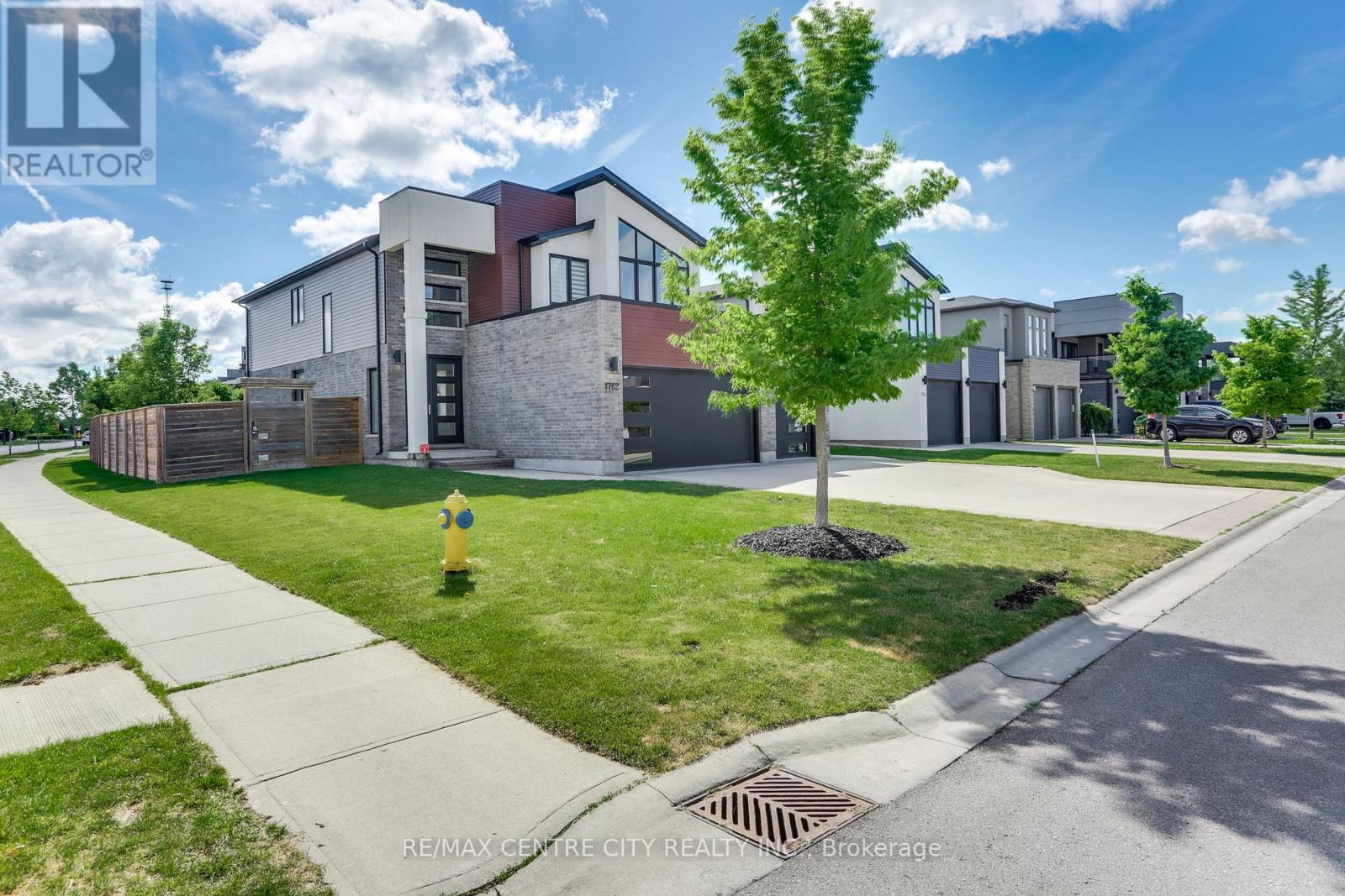 1762 Dewar Place, London North, Ontario  N6G 0C4 - Photo 3 - X13445920