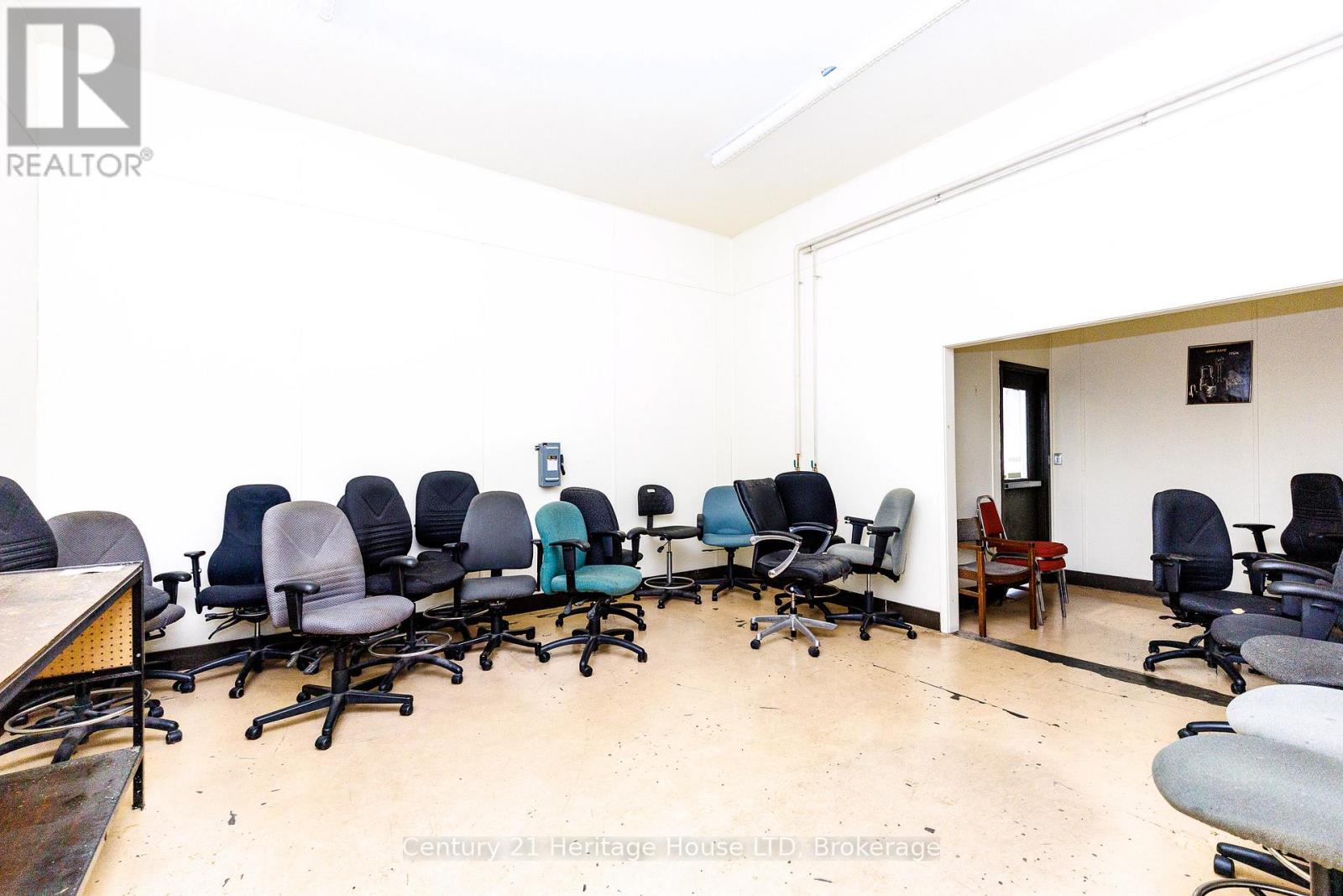 1767 Pettit Road, Fort Erie (Bowen), Ontario  L2A 5M4 - Photo 42 - X13018886