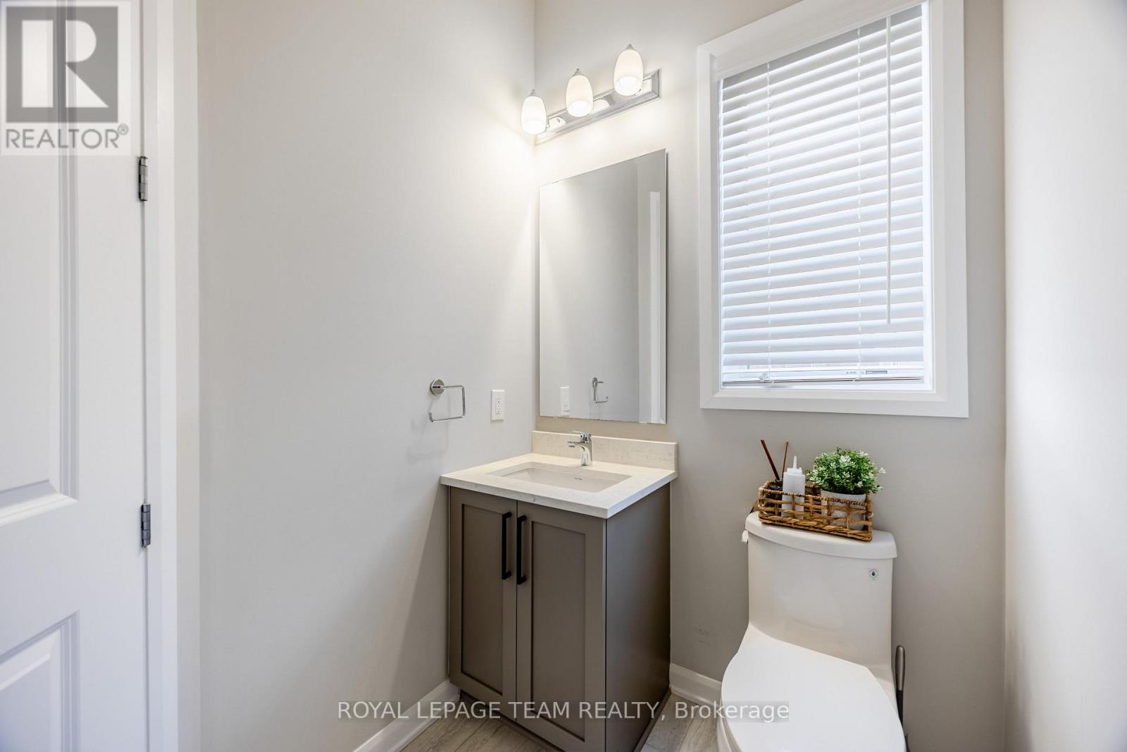 236 Calvington Avenue, Ottawa, Ontario  K2T 0P9 - Photo 4 - X13445870