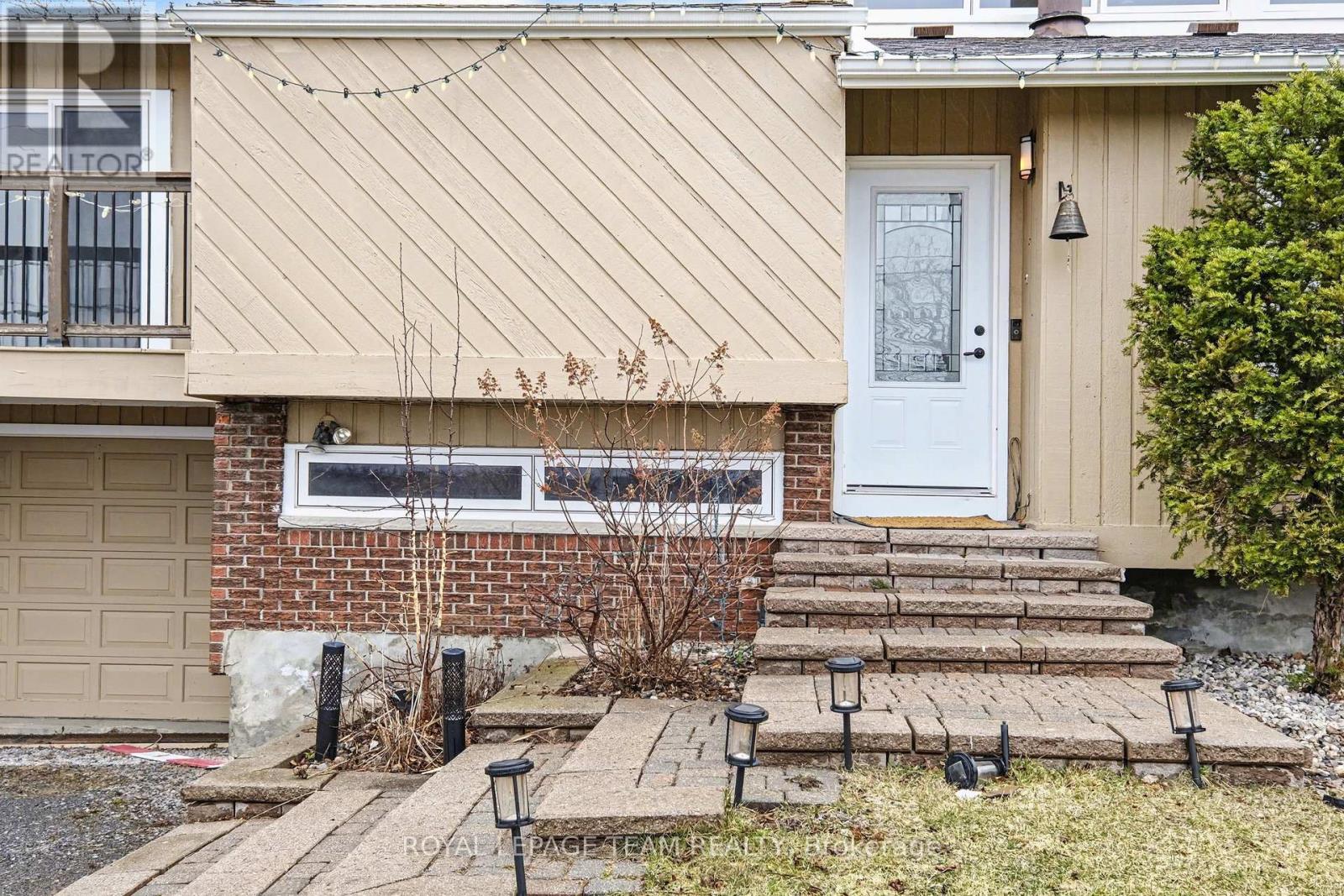 237 Queen West Street, North Dundas, Ontario  K0C 1H0 - Photo 3 - X13445932