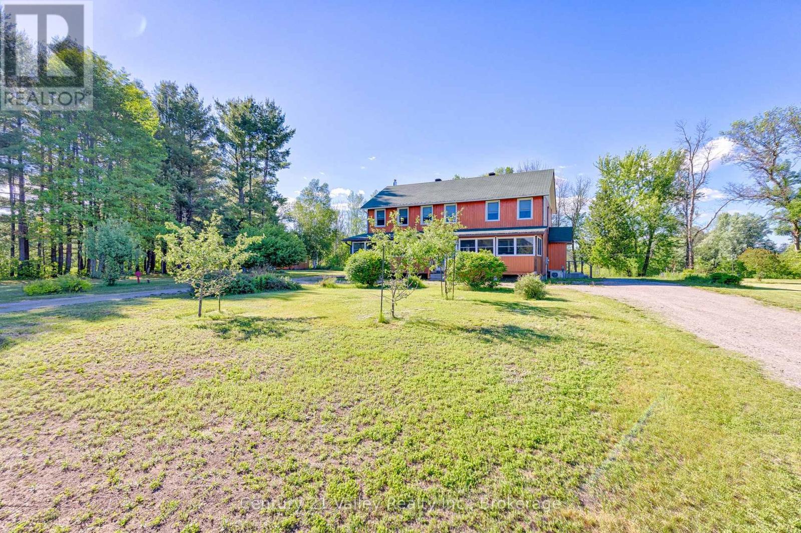 1220 Westross Road, Whitewater Region, Ontario  K0J 1K0 - Photo 3 - X13445906