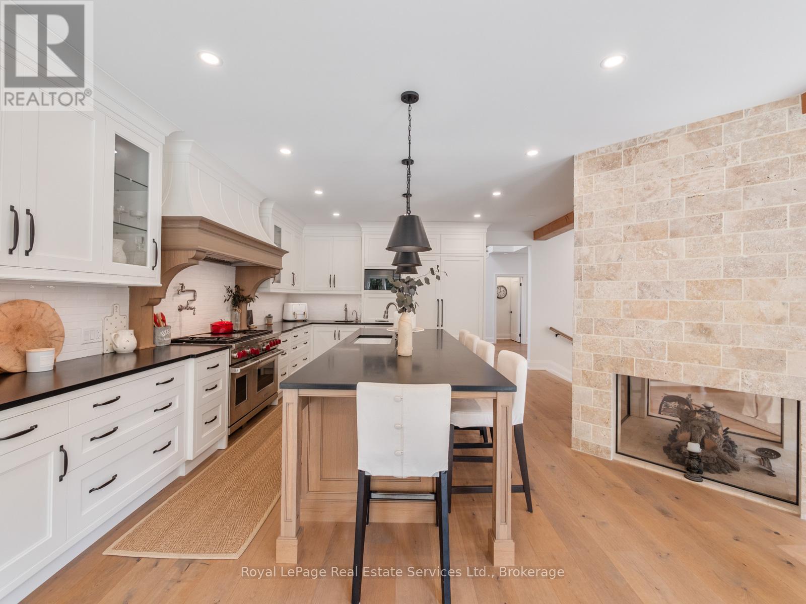 74 West Street, Oakville, Ontario  L6L 2Y7 - Photo 13 - W13445818