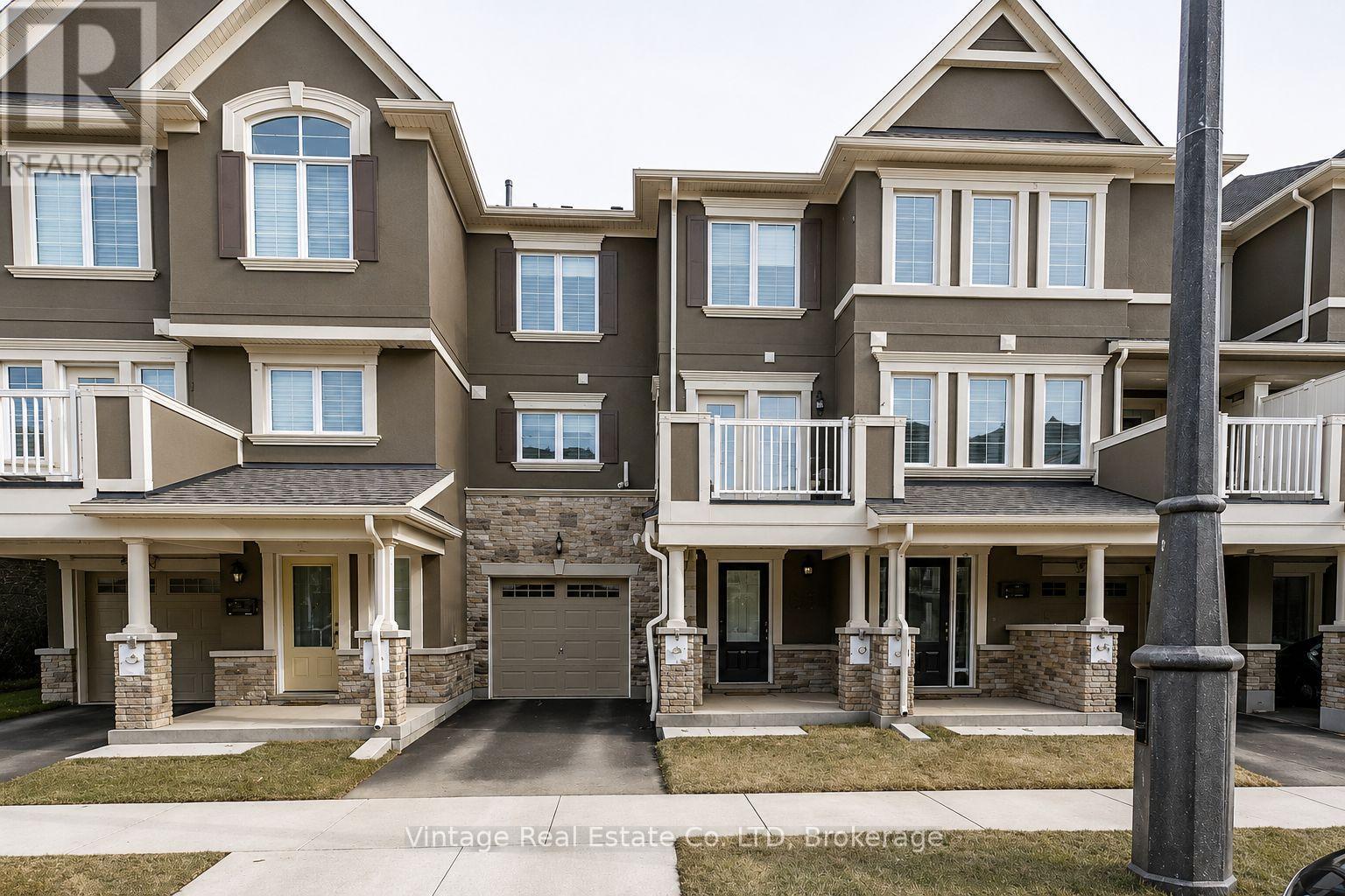 126 CHRISTOPHER ROAD, Oakville, Ontario