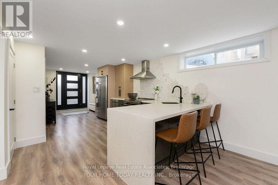 14 Gower Road, Halton Hills, Ontario  L7G 1E5 - Photo 7 - W13445304