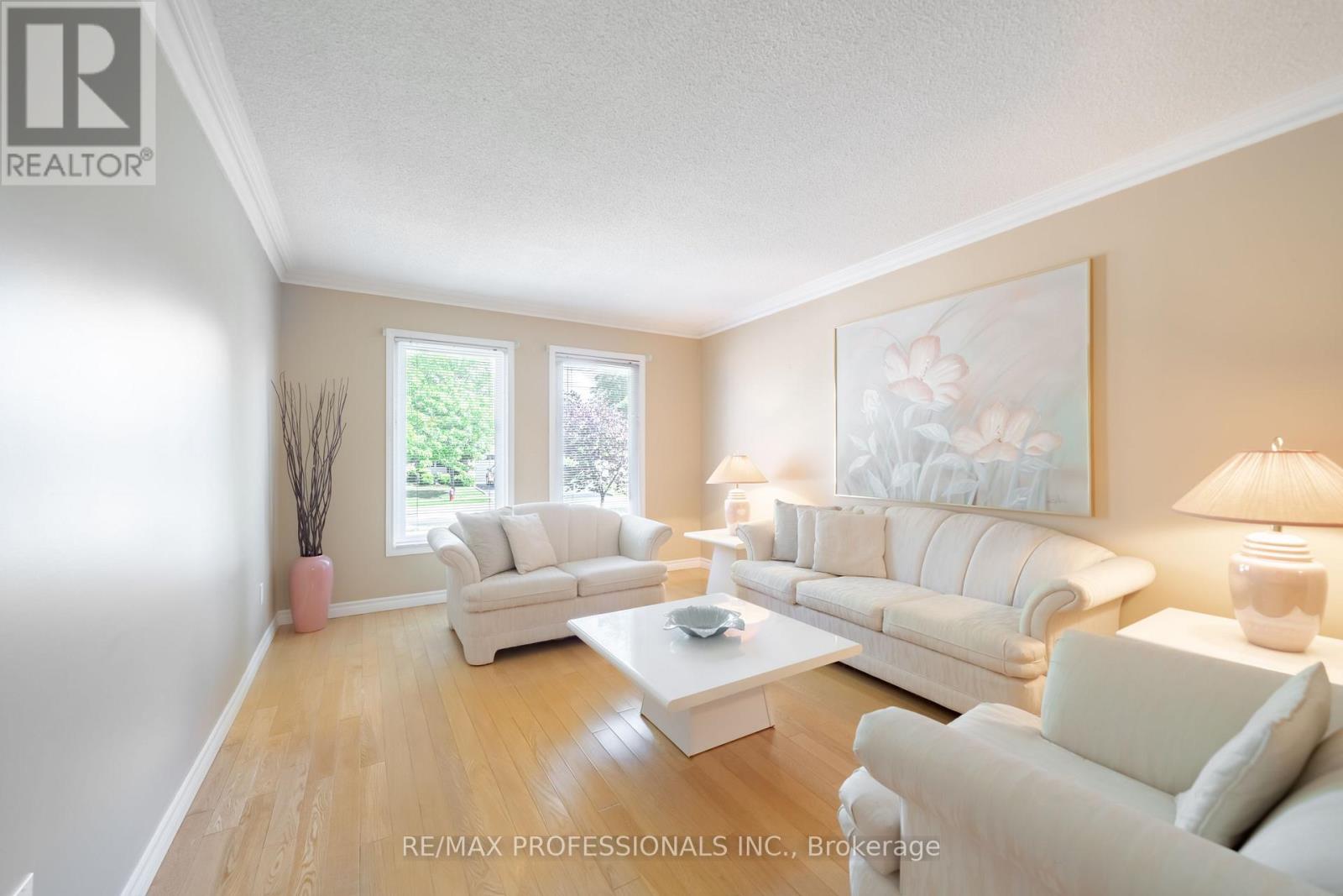 1311 Greenridge Circle, Oakville, Ontario  L6M 2J8 - Photo 11 - W13445342