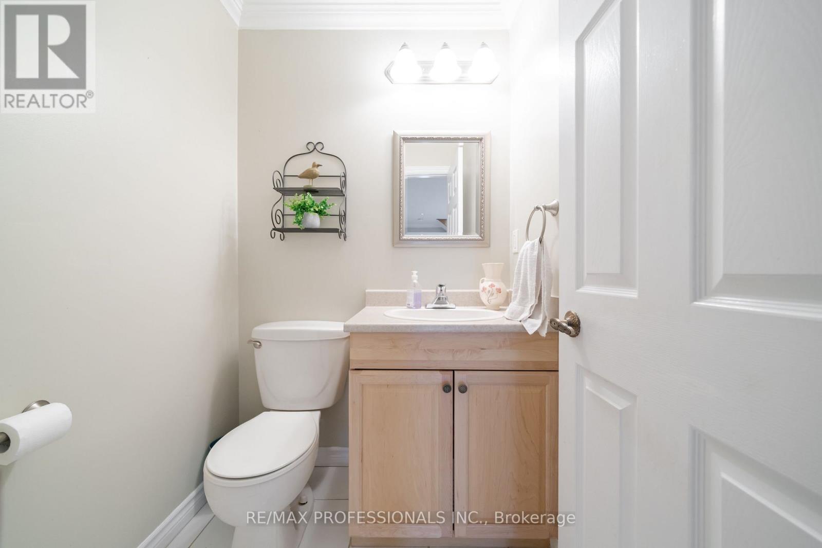 1311 Greenridge Circle, Oakville, Ontario  L6M 2J8 - Photo 15 - W13445342